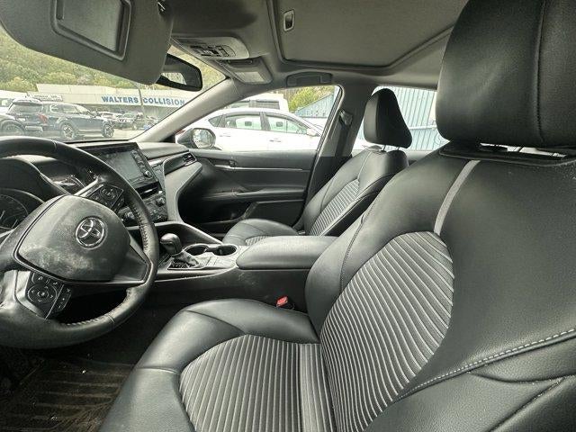 2024 Toyota Camry SE Auto (SE)