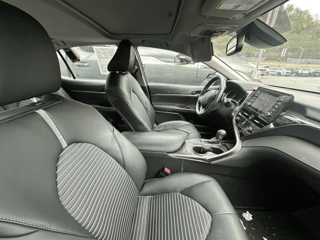 2024 Toyota Camry SE Auto (SE)