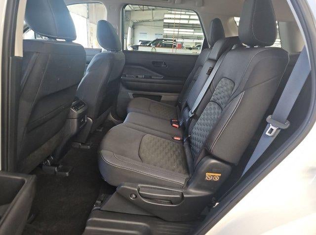 2024 Nissan Pathfinder SV 4WD