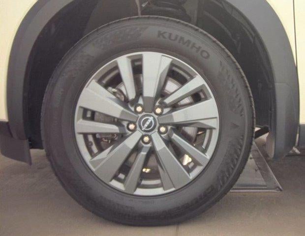 2024 Nissan Pathfinder SV 4WD