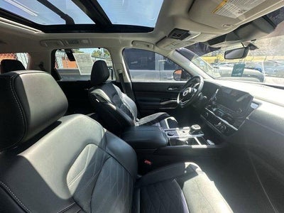 2023 Nissan Pathfinder Platinum 4WD
