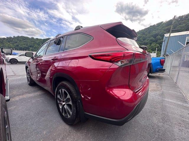 2022 Toyota Highlander XLE AWD (Natl)