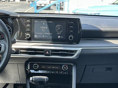 2022 Kia K5 LXS Auto FWD