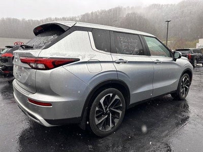 2022 Mitsubishi Outlander SE S-AWC