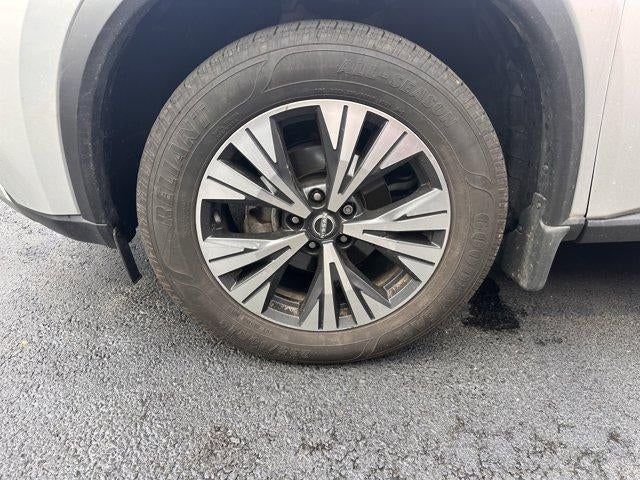 2023 Nissan Rogue AWD SV *Ltd Avail*