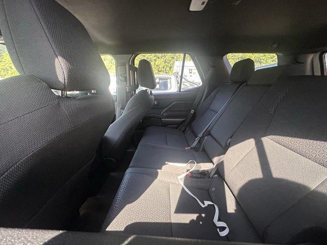 2025 Toyota 4Runner SR5 4WD (Natl)