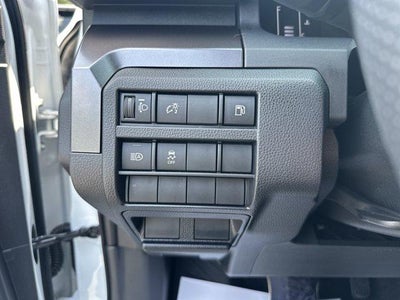 2025 Toyota 4Runner SR5 4WD (Natl)