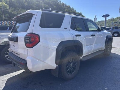 2025 Toyota 4Runner SR5 4WD (Natl)