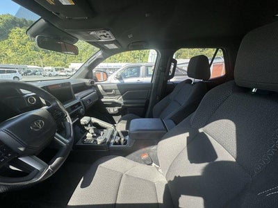 2025 Toyota 4Runner SR5 4WD (Natl)