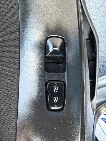 2016 Hyundai ELANTRA 4dr Sdn Auto Value Edition