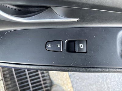 2023 Hyundai ELANTRA SEL IVT