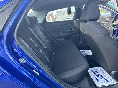 2023 Hyundai ELANTRA SEL IVT
