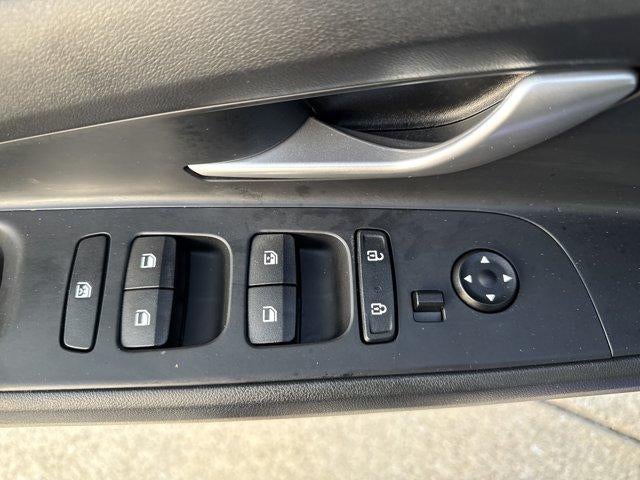 2023 Hyundai ELANTRA SEL IVT