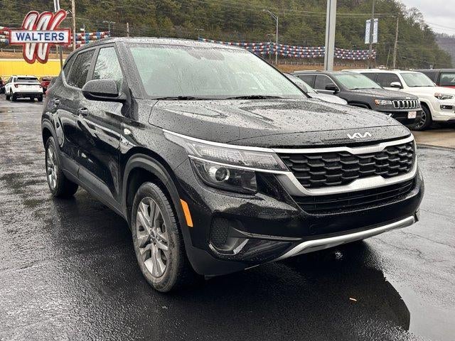 2023 Kia Seltos LX IVT AWD