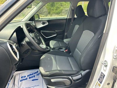 2024 Kia Soul LX IVT