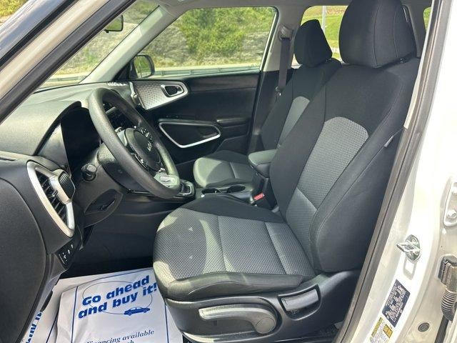 2024 Kia Soul LX IVT