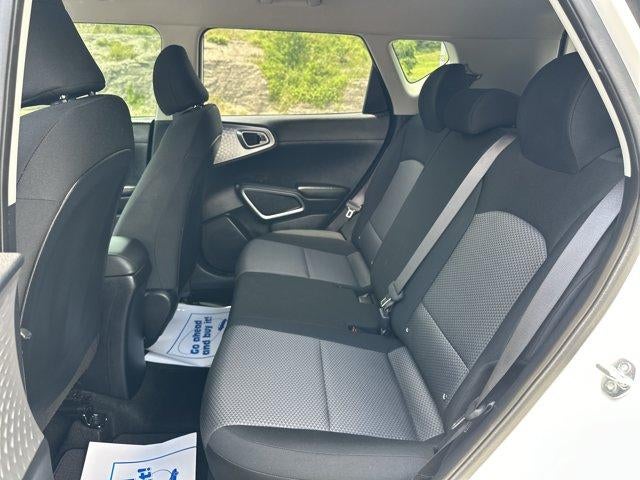 2024 Kia Soul LX IVT