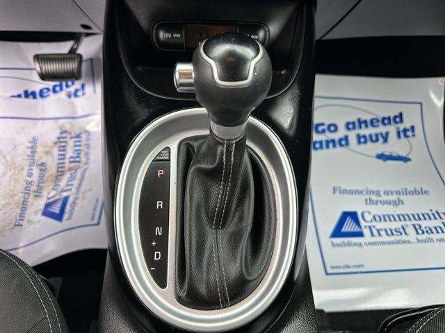 2019 Kia Soul + Auto