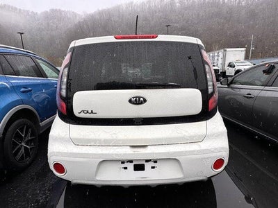 2019 Kia Soul + Auto