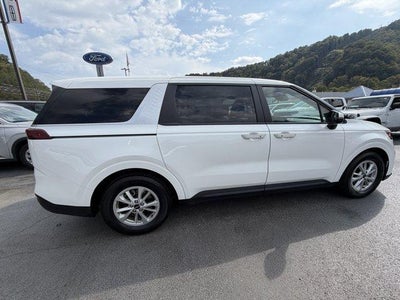 2024 Kia Carnival LX FWD w/Seat Pkg