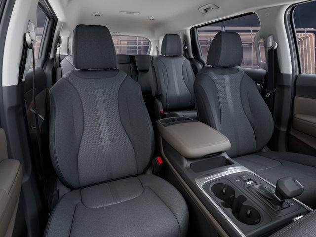 2027 Kia Carnival LX FWD