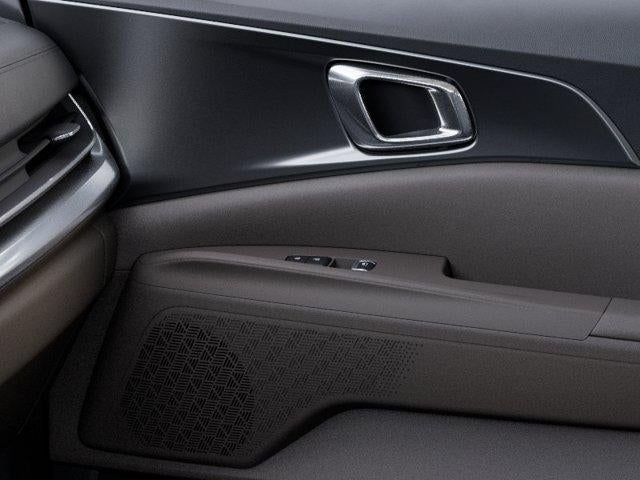 2027 Kia Carnival LX FWD