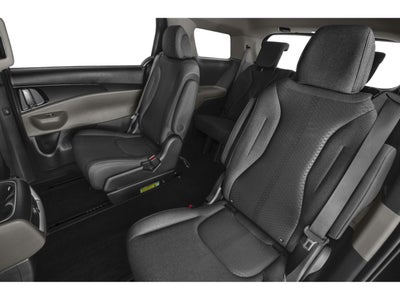 2027 Kia Carnival LX FWD