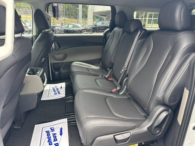 2026 Kia Carnival LXS FWD