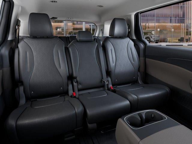 2027 Kia Carnival LXS FWD