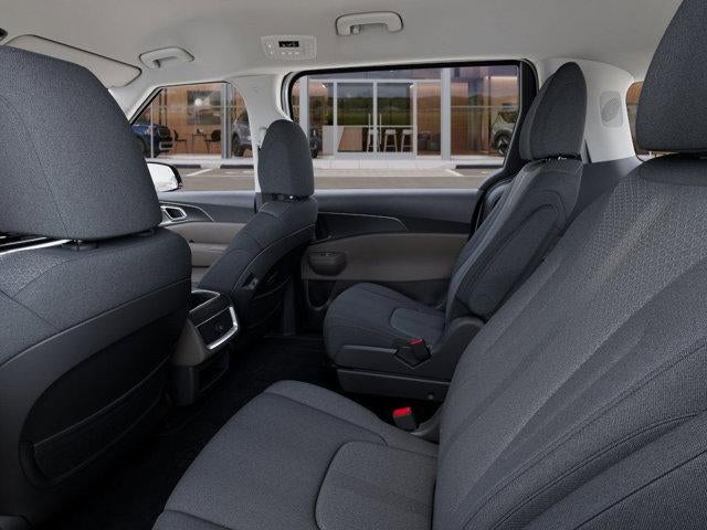 2026 Kia Carnival LX FWD