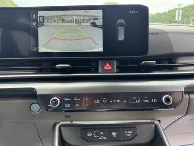 2027 Kia Carnival LXS FWD