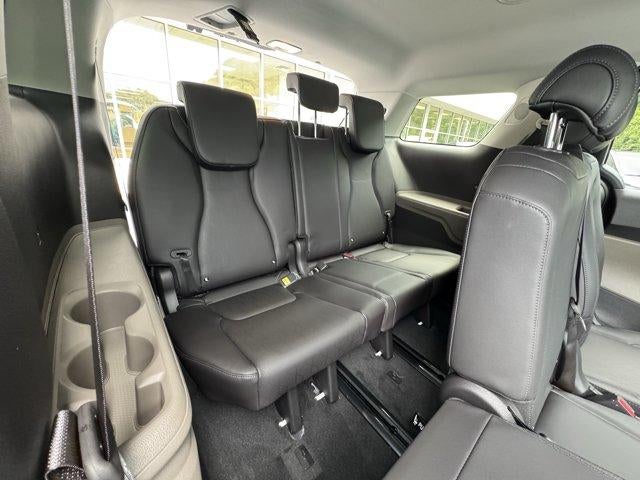 2027 Kia Carnival LXS FWD
