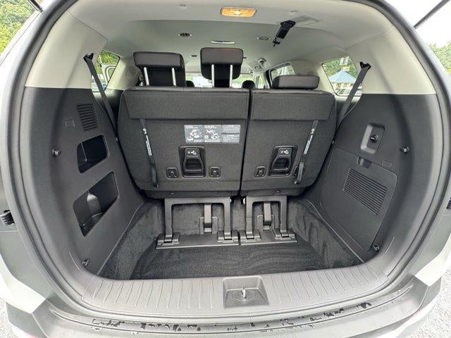 2027 Kia Carnival LXS FWD