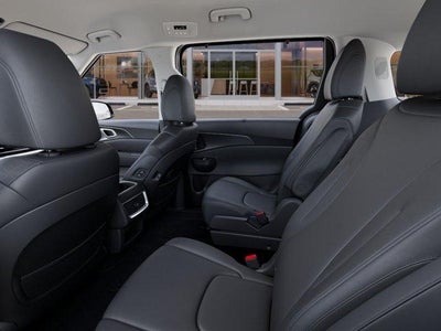 2027 Kia Carnival EX FWD