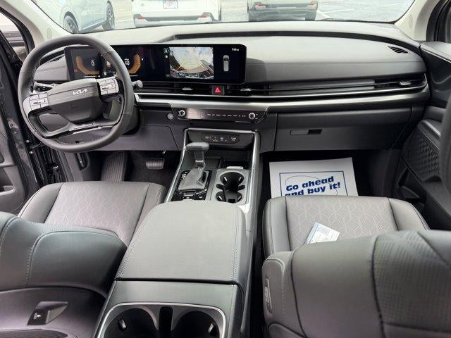 2027 Kia Carnival EX FWD