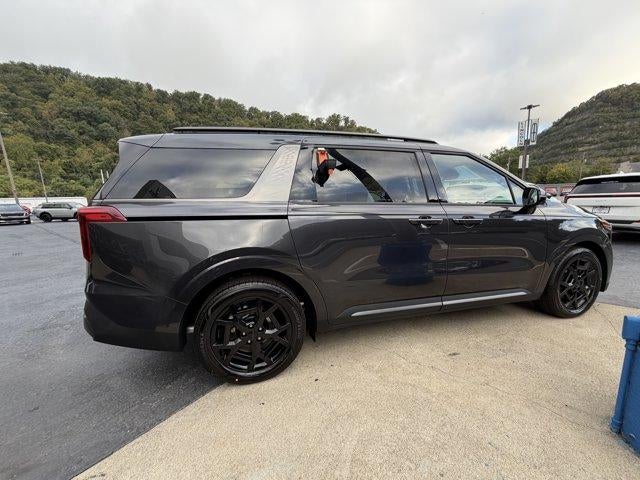 2027 Kia Carnival EX FWD