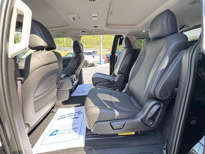 2027 Kia Carnival SX FWD