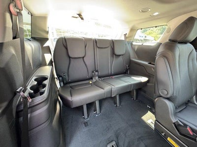 2027 Kia Carnival SX FWD