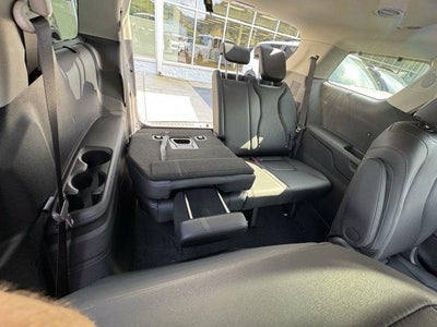 2027 Kia Carnival SX FWD