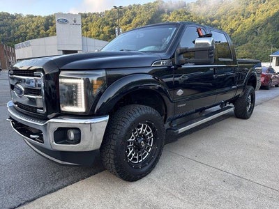 2016 Ford Super Duty F-350 SRW 4WD Crew Cab 6-3/4 Ft Box King Ranch