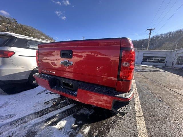 2017 Chevrolet Silverado 1500 Double Cab Standard Box 4-Wheel Drive Custom