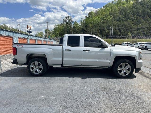 2016 Chevrolet Silverado 1500 Double Cab Standard Box 4-Wheel Drive Custom