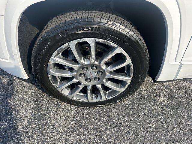 2023 GMC Acadia AWD Denali