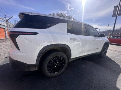 2024 Chevrolet Traverse LS w/1LS