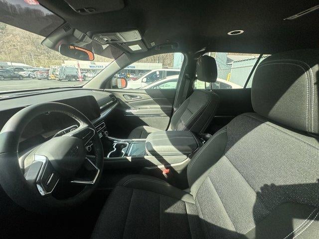 2024 Chevrolet Traverse LS w/1LS