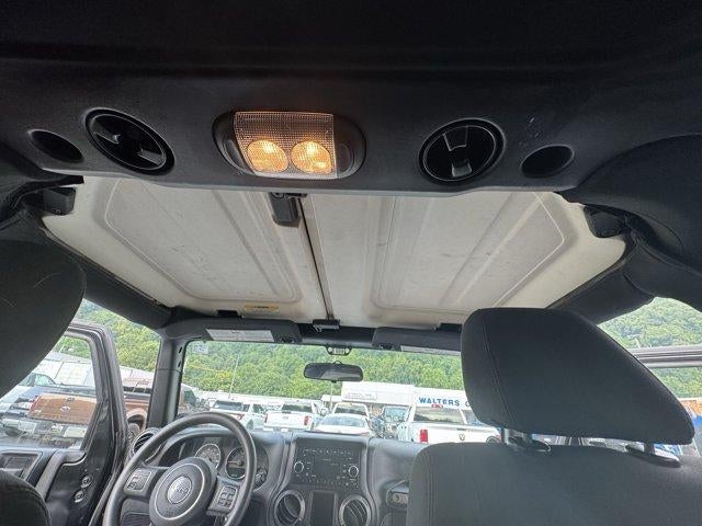 2011 Jeep Wrangler 4WD 2dr Sport