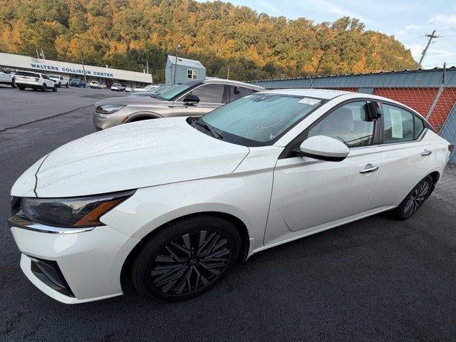 2023 Nissan Altima 2.5 SV Sedan