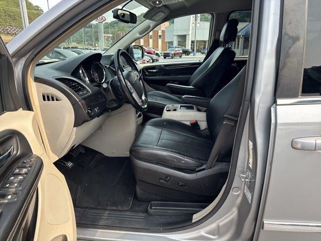 2016 Chrysler Town & Country 4dr Wgn Touring