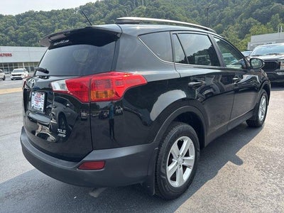 2013 Toyota RAV4 AWD 4dr XLE (Natl)