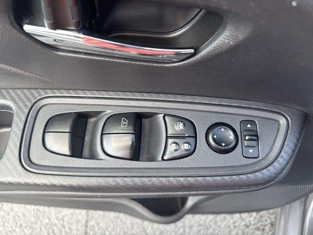 2024 Nissan Versa SV CVT